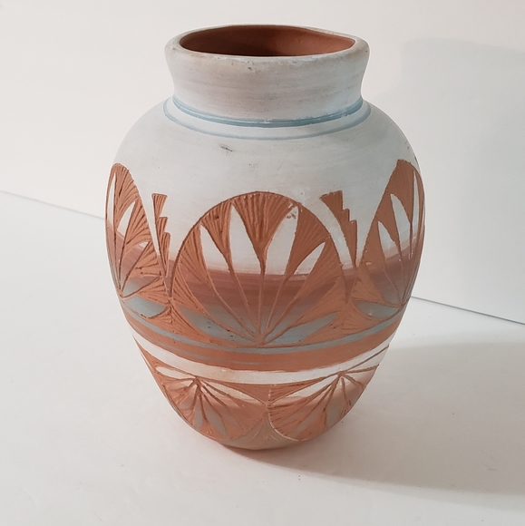 Pottery Vase Navajo? Signed Watson - Picture 3 of 9